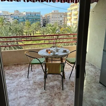 Апартаменты Capitan Vista Al Mar Торевьиа